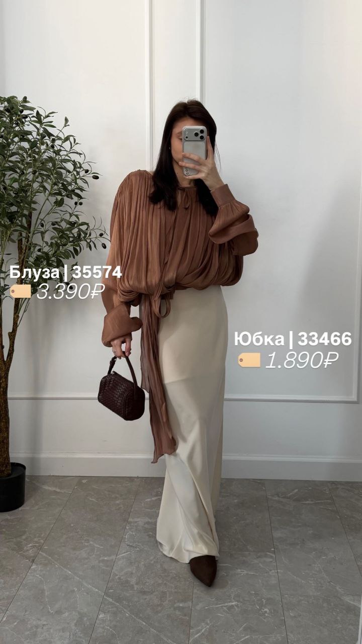 Блуза 2562 резинка снизу шлейф