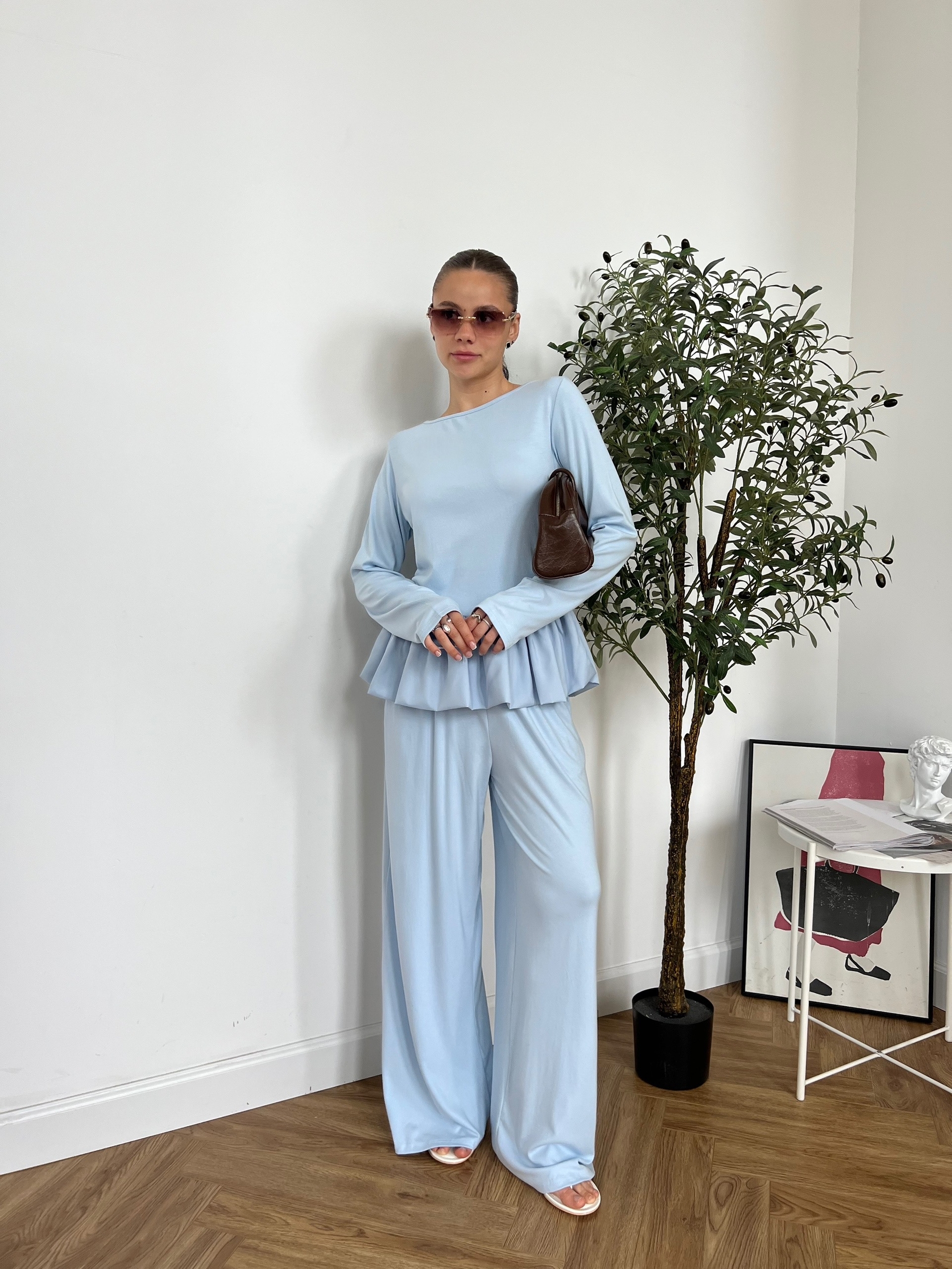 Костюм ZARA 3118 Штаны+кофточка снизу рюши