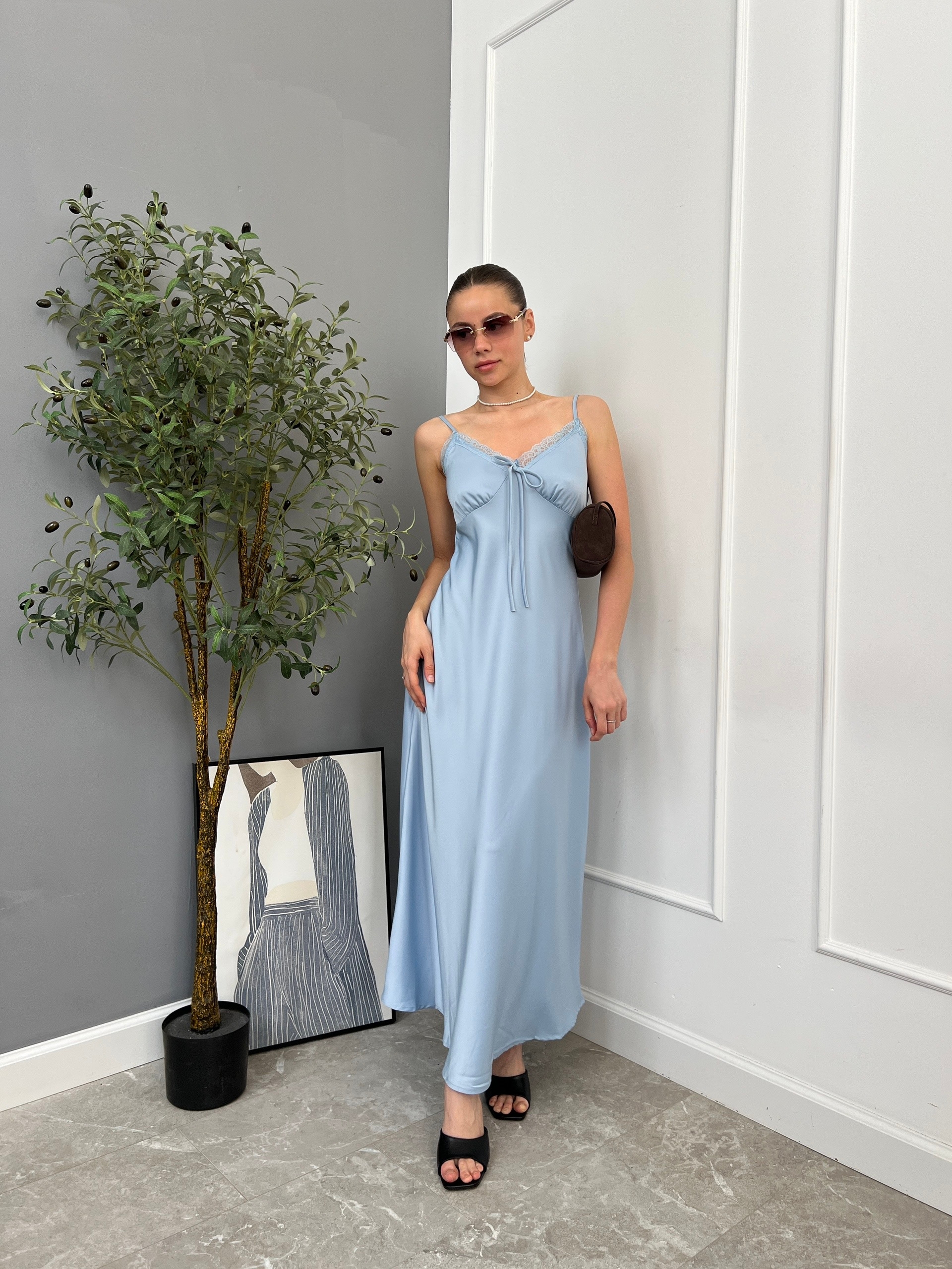 Платье Miss Diva 1201 атлас кружево