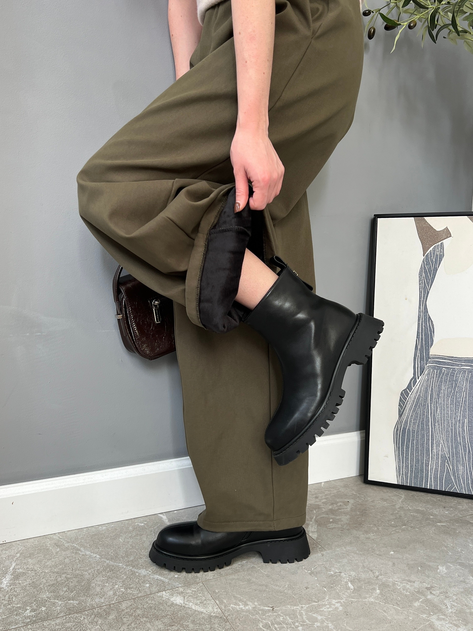 Брюки 980 Zara Широкие