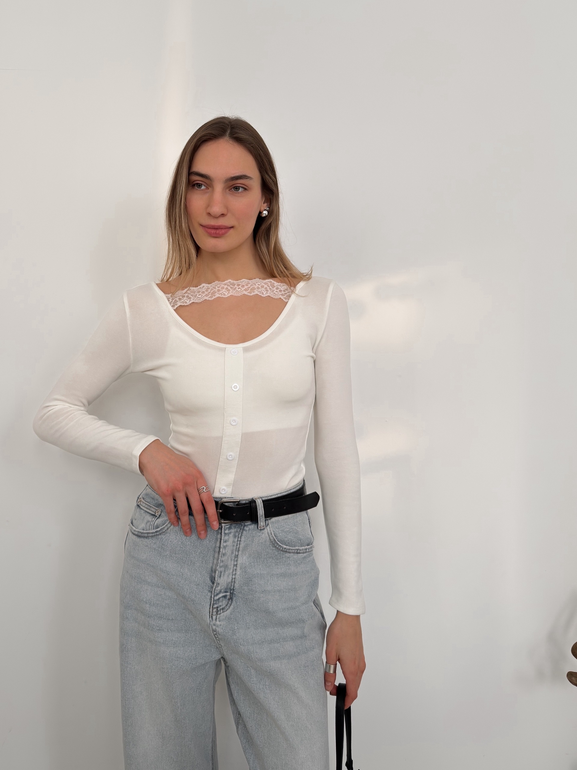 Кофточка  LY Studio B97-1272  кружево пуговки