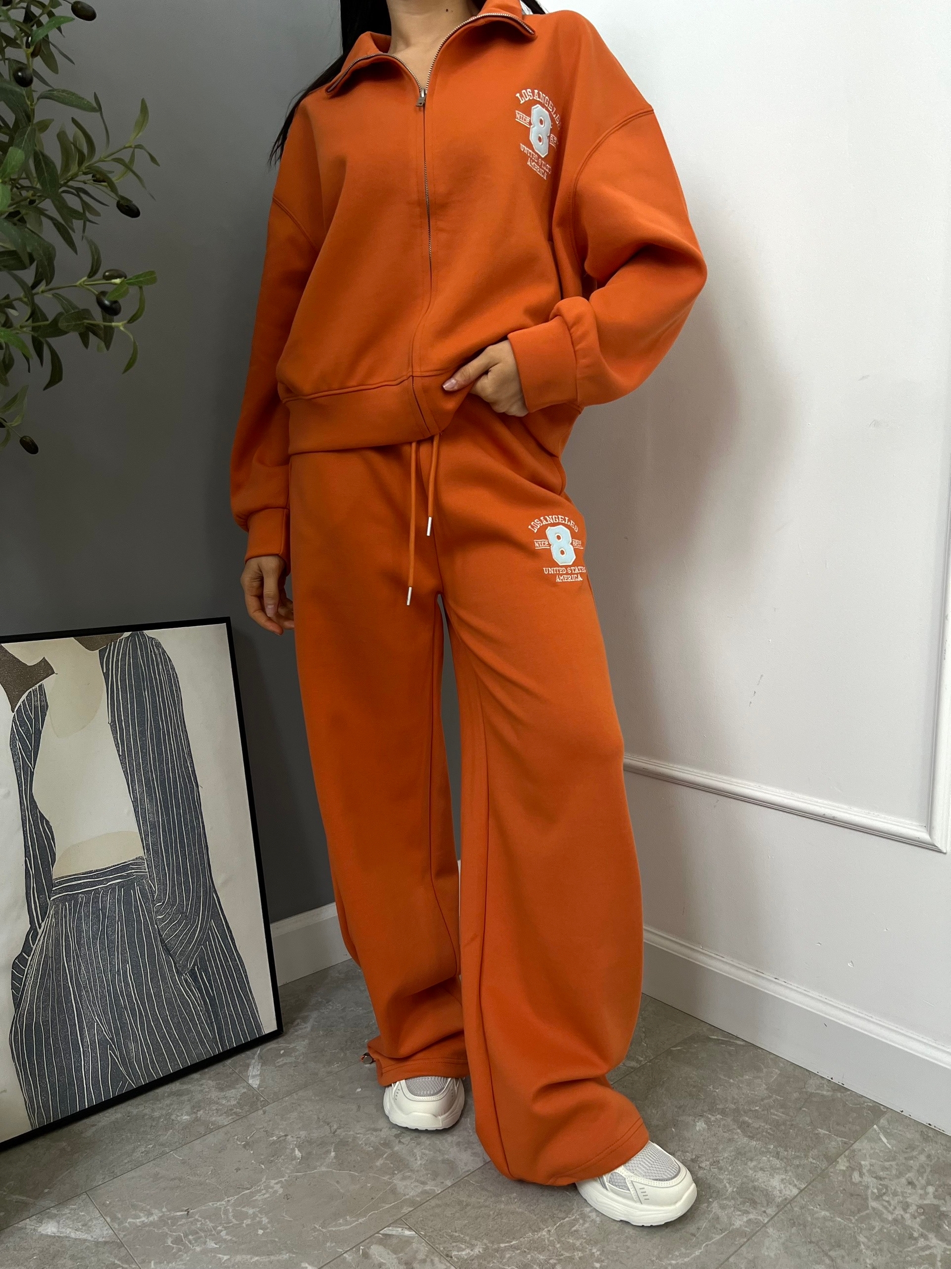 Костюм Korea  26255 Los Angeles