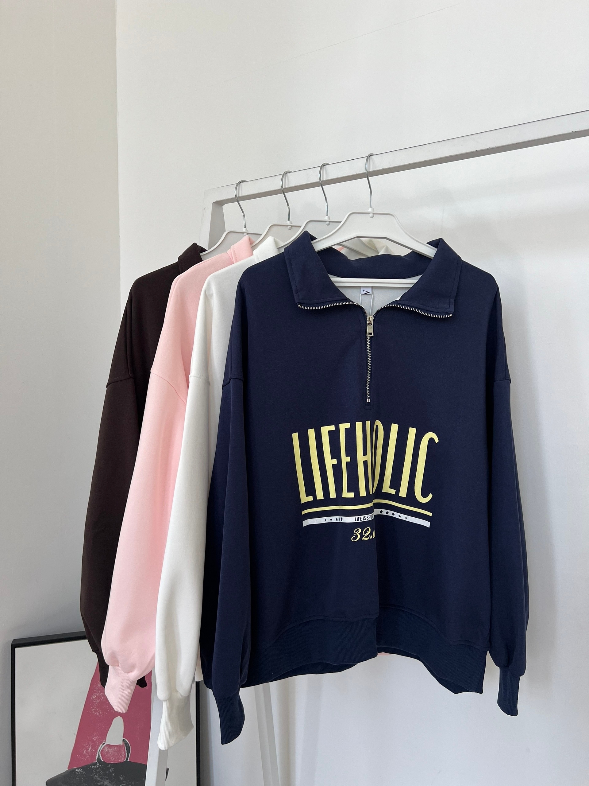 Свитшот W 9605 Полузамок LIFEHOLIC